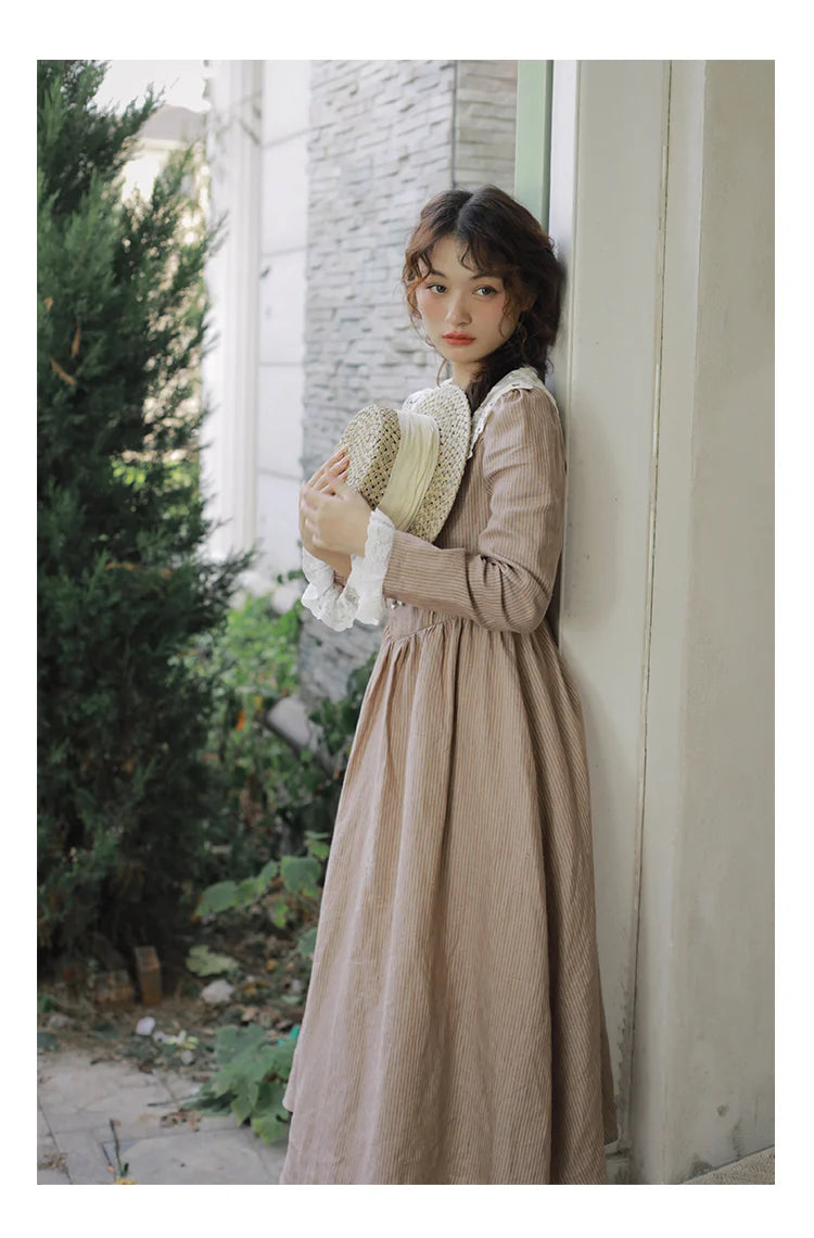 1900 Period Drama Style Lace Panel Dress