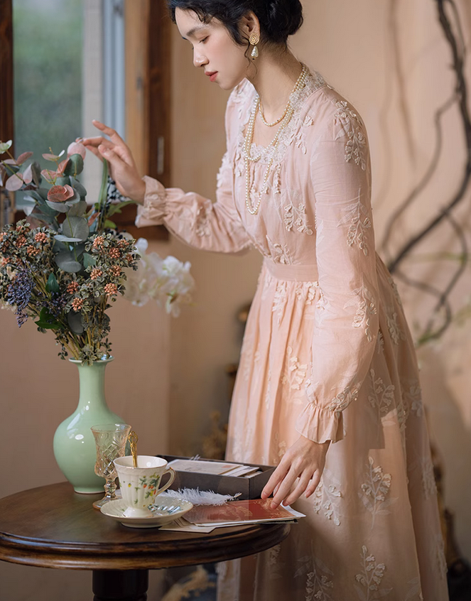 Period Drama Style Embroidery Vintage Dress