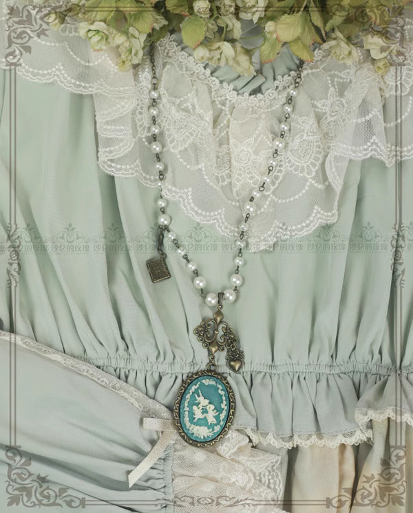 Handmade Vintage Cameo Necklace