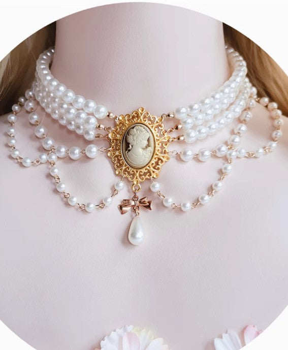 Handmade Royalcore Vintage Pearl Necklace