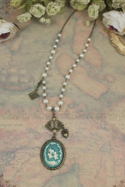 Handmade Vintage Cameo Necklace