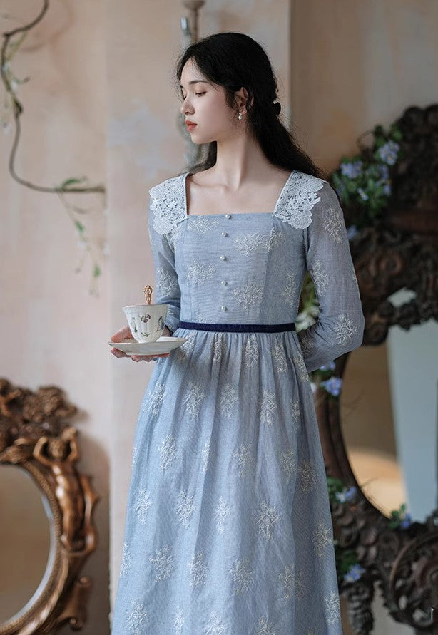 Retro French Lace Trim Embroidered Dress