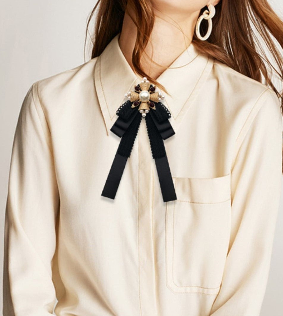 Vintage Style Bow Tie Brooch Collar Pin