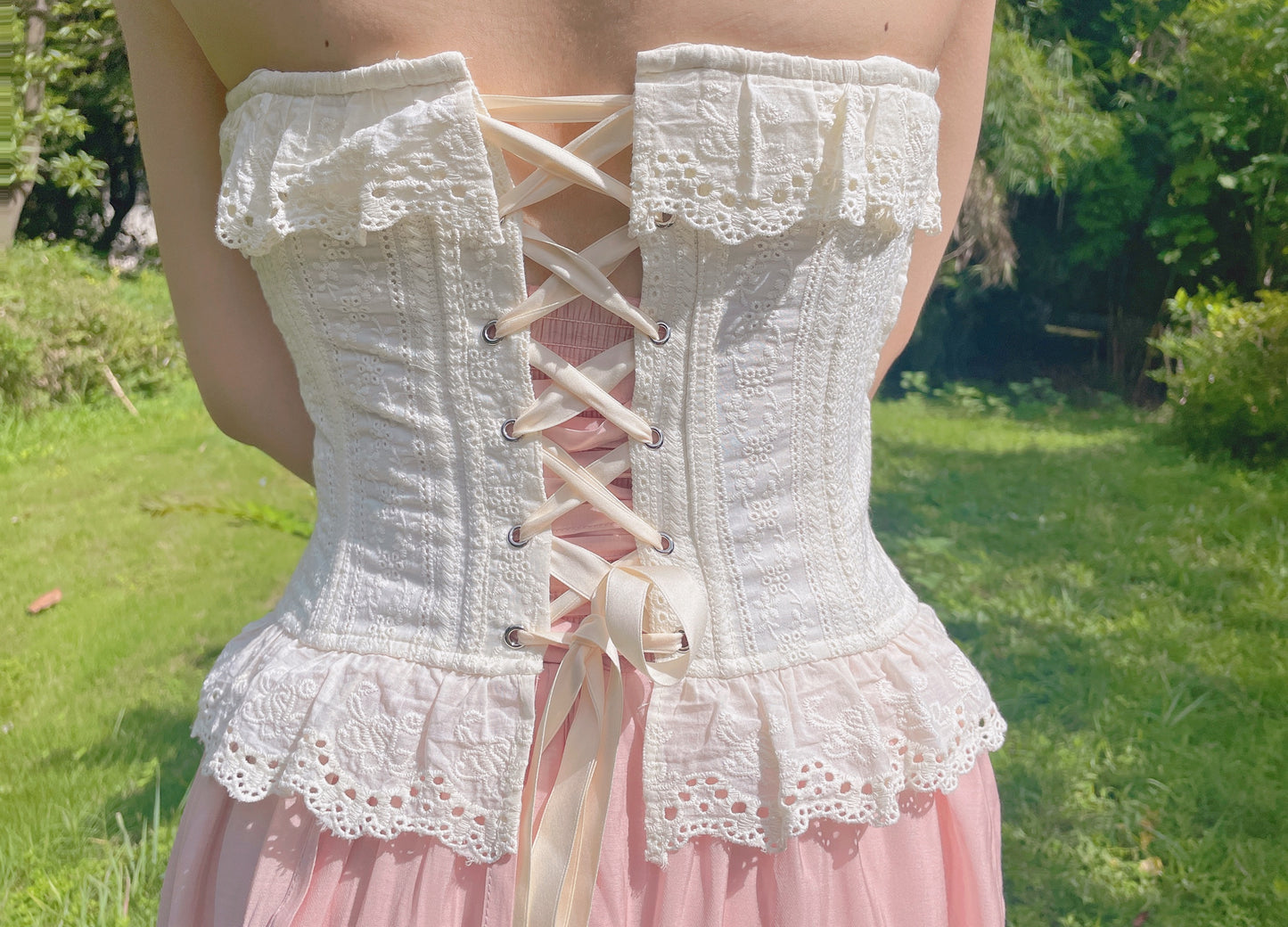 Vintage Remake Emboridery Lace up Corset