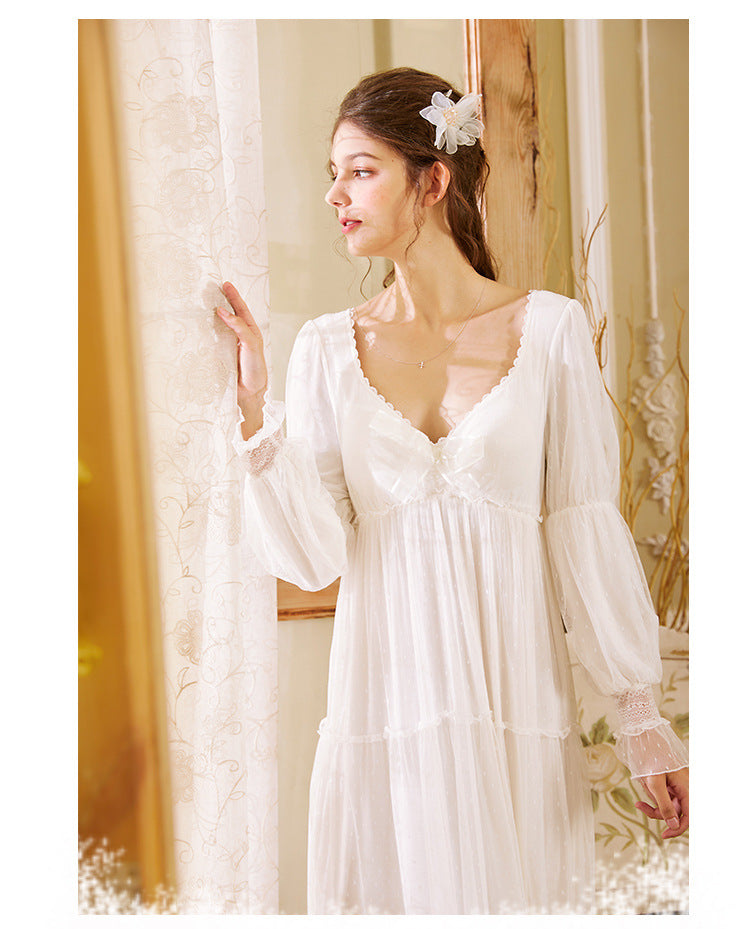 White lace clearance nightgown