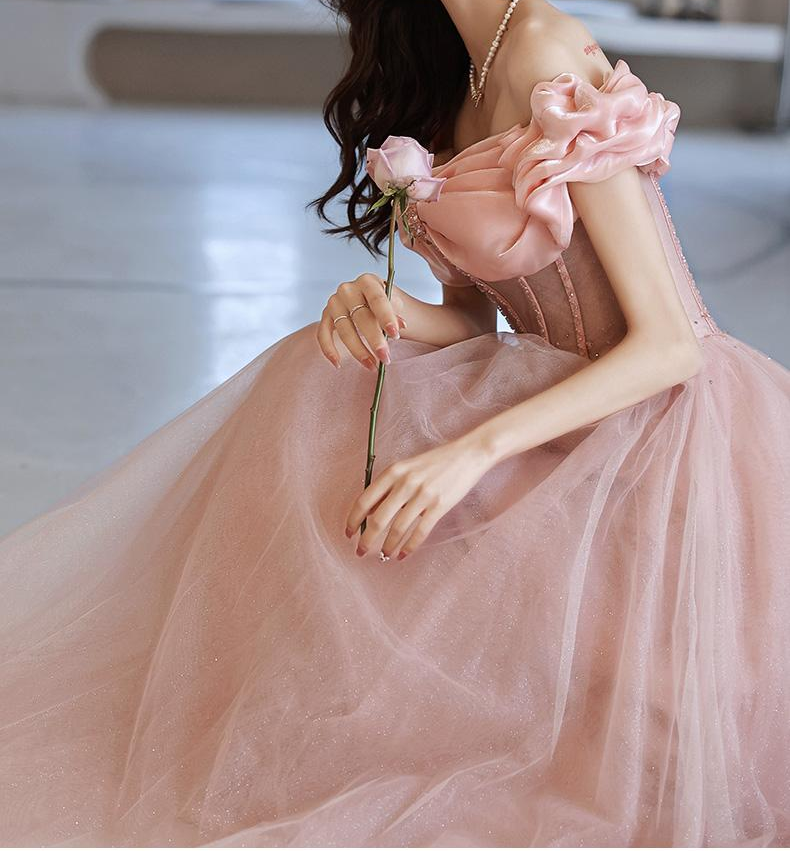 Prom dress evening dress wedding dress graduation dress bridesmaid dress homecoming dress party dress